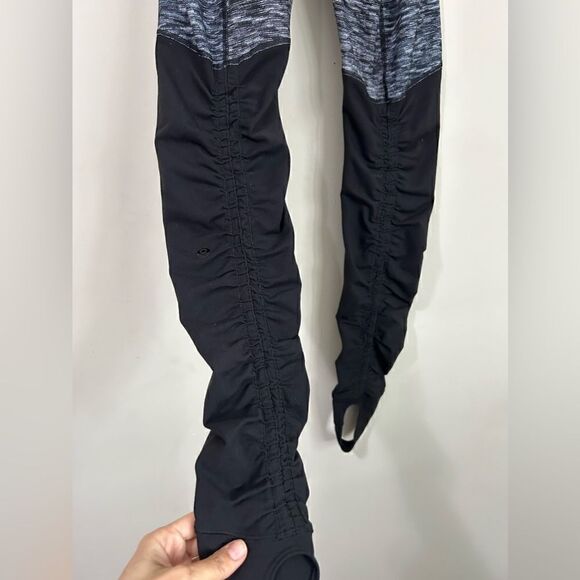 Lululemon Wunder Under Pant *Stirrup in Dramatic Static White Black / Black - Picture 13 of 16
